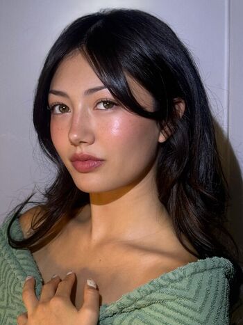 Miku martineau page leaked private photo uncensored HD quality