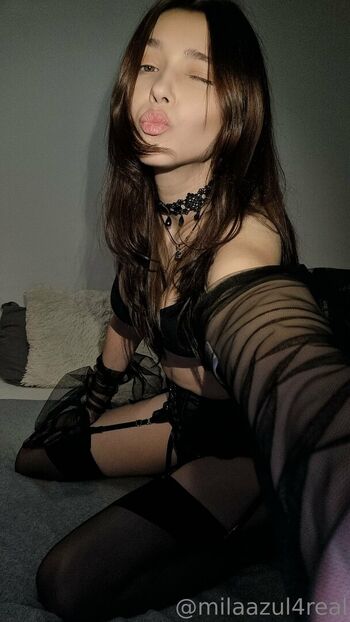 Mila azul  page leaked private photo uncensored HD quality