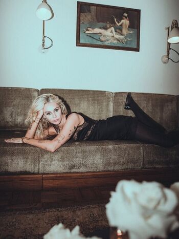 Miley cyrus page leaked private photo uncensored HD quality