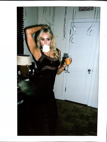 Miley cyrus page leaked private photo uncensored HD quality