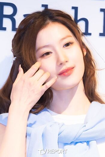 Minatozaki sana page leaked private photo uncensored HD quality