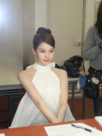 Minatozaki sana page leaked private photo uncensored HD quality