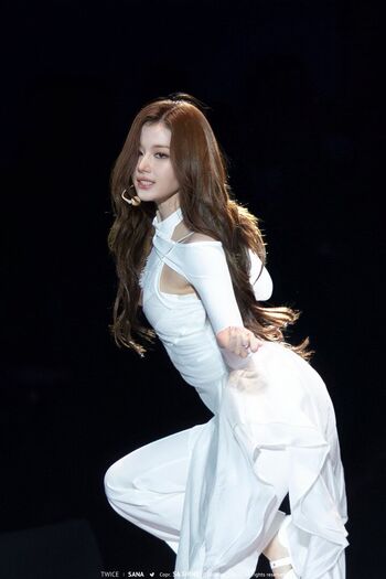 Minatozaki sana page leaked private photo uncensored HD quality