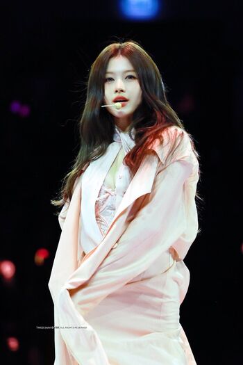 Minatozaki sana page leaked private photo uncensored HD quality