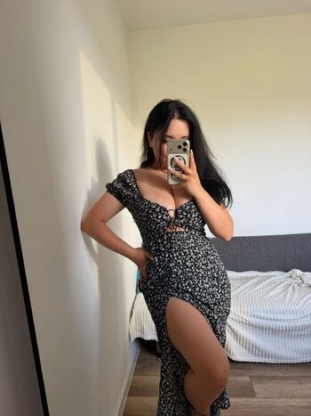 Miniloonaa leaked private photo uncensored HD quality
