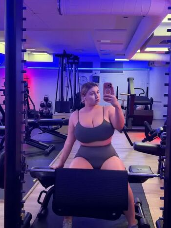 Missparaskeva page leaked private photo uncensored HD quality