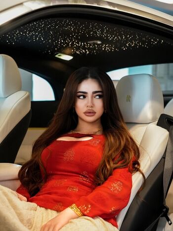 Mobina page leaked private photo uncensored HD quality