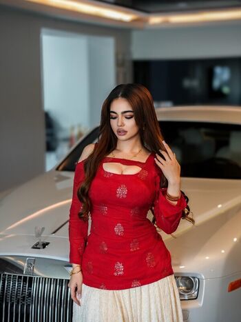 Mobina page leaked private photo uncensored HD quality