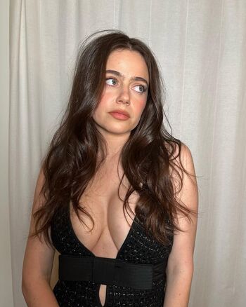 Molly gordon  page leaked private photo uncensored HD quality