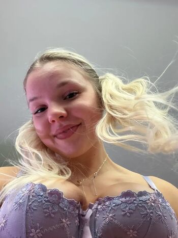 Mommymewtwo leaked private photo uncensored HD quality