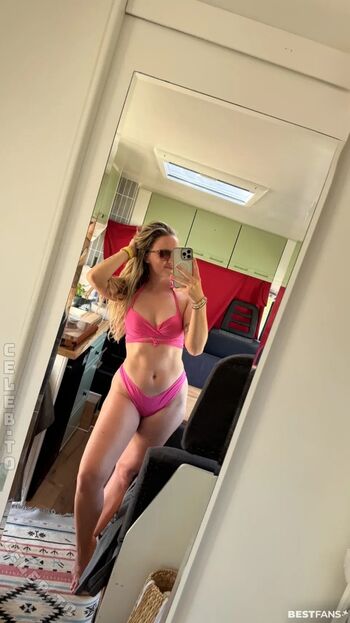 Mspeachysophie leaked private photo uncensored HD quality