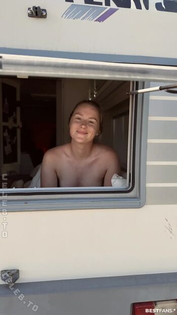 Mspeachysophie leaked private photo uncensored HD quality