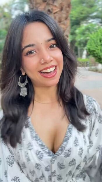 Muskan kari leaked private photo uncensored HD quality