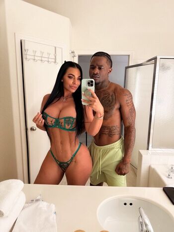 Nadine kerastas  page leaked private photo uncensored HD quality