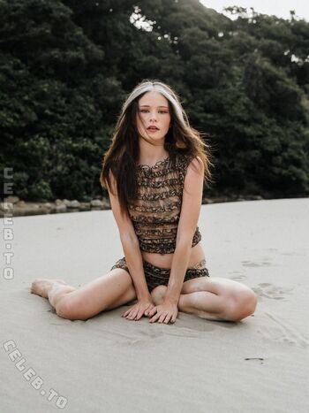 Nadinebreaty leaked private photo uncensored HD quality