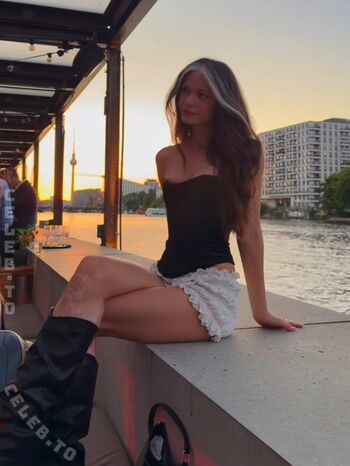 Nadinebreaty leaked private photo uncensored HD quality