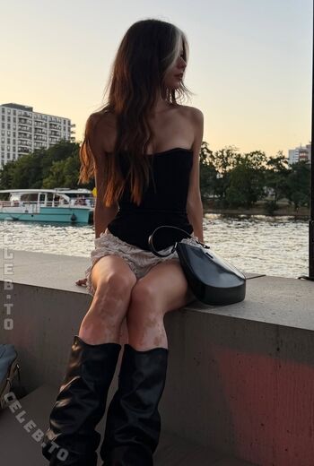 Nadinebreaty leaked private photo uncensored HD quality