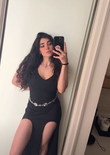 Naila iqbal leaked private photo uncensored HD quality