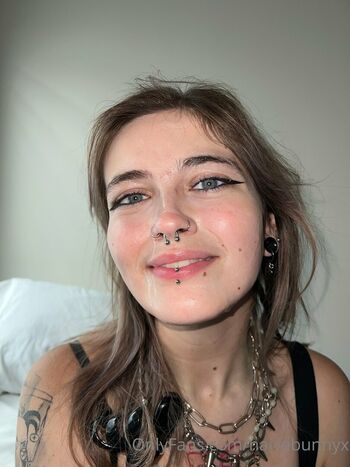 Naivebunnyx leaked private photo uncensored HD quality