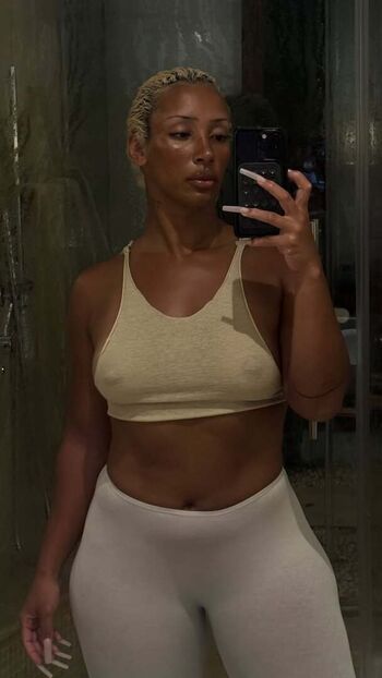 Naomisharon leaked private photo uncensored HD quality
