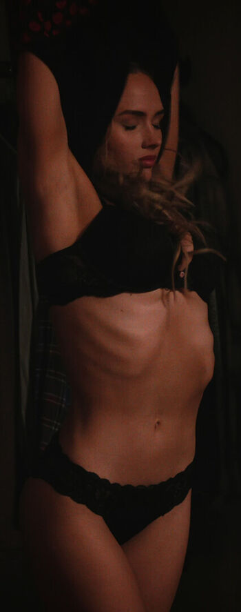 Natalie alyn lind  page leaked private photo uncensored HD quality