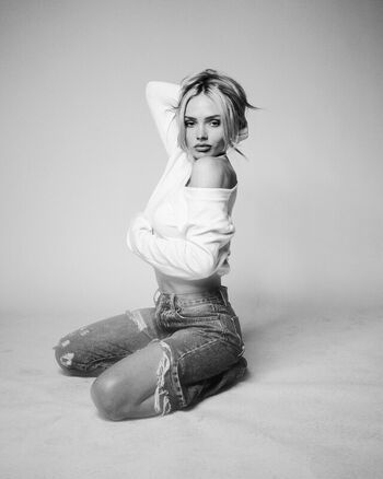 Natalie alyn lind  page leaked private photo uncensored HD quality