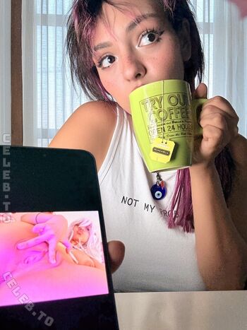 Nerdy beila page leaked private photo uncensored HD quality