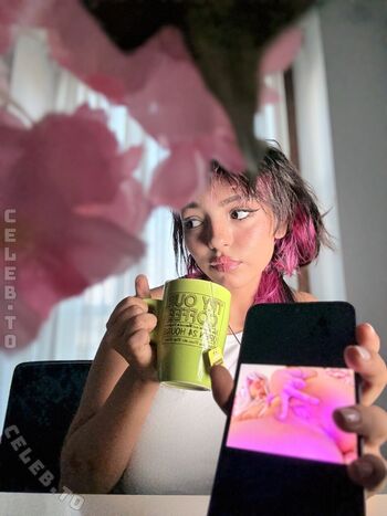 Nerdy beila page leaked private photo uncensored HD quality
