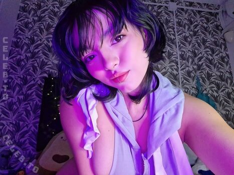 Nerdy beila page leaked private photo uncensored HD quality