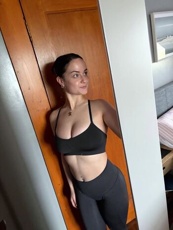 Niamh cryan page leaked private photo uncensored HD quality