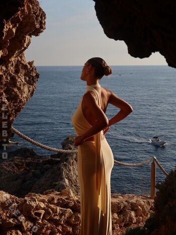 Nicola cavanis leaked private photo uncensored HD quality