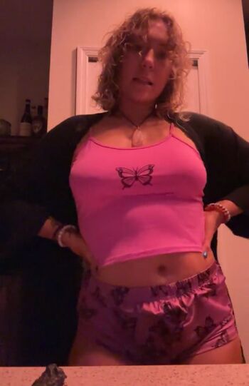 Nikkita lyons  page leaked private photo uncensored HD quality