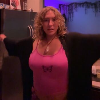 Nikkita lyons  page leaked private photo uncensored HD quality