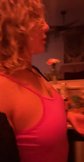 Nikkita lyons  page leaked private photo uncensored HD quality