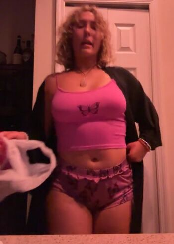 Nikkita lyons  page leaked private photo uncensored HD quality
