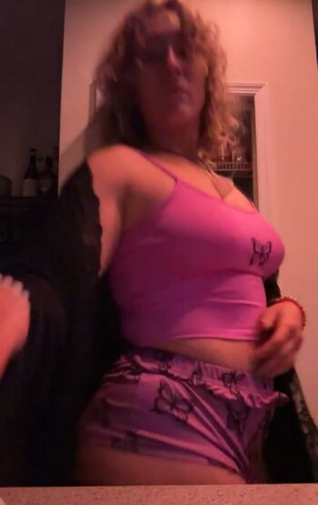 Nikkita lyons  page leaked private photo uncensored HD quality
