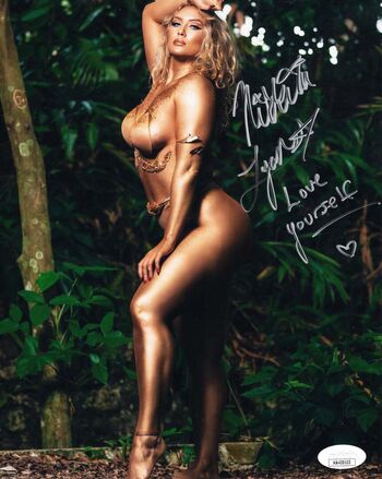 Nikkita lyons  page leaked private photo uncensored HD quality