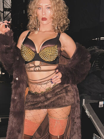 Nikkita lyons  page leaked private photo uncensored HD quality