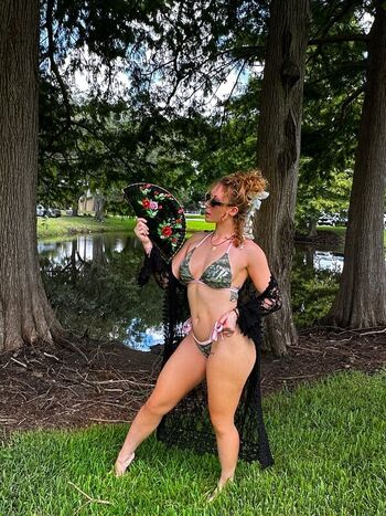 Nikkita lyons  page leaked private photo uncensored HD quality