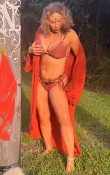 Nikkita lyons  page leaked private photo uncensored HD quality