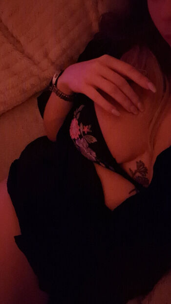 Norwegian girls leaked private photo uncensored HD quality