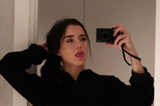 Notevuushka leaked private photo uncensored HD quality