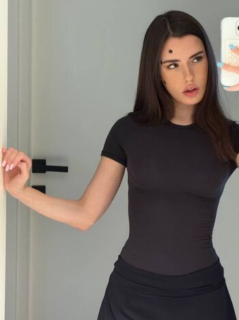 Notevuushka leaked private photo uncensored HD quality