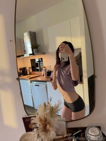 Nuyjr  page leaked private photo uncensored HD quality