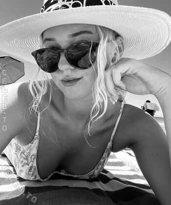 Olivia krogh page leaked private photo uncensored HD quality
