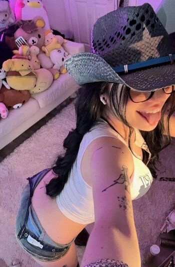Oxythoughtin leaked private photo uncensored HD quality