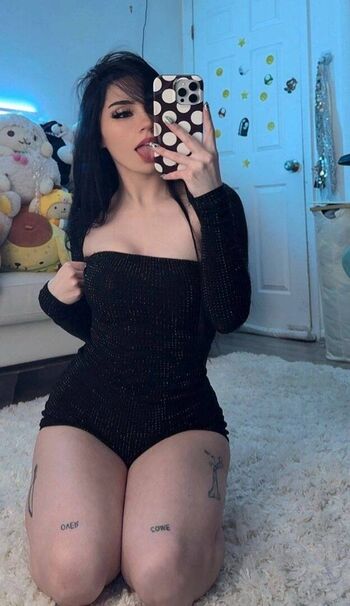 Oxythoughtin leaked private photo uncensored HD quality