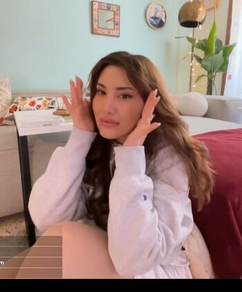 Ozge azunyan page leaked private photo uncensored HD quality