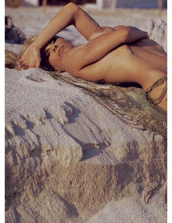 Pamela anderson page leaked private photo uncensored HD quality