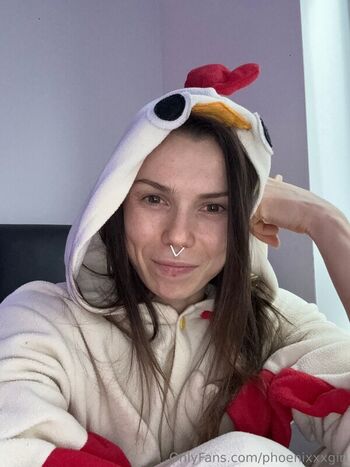 Phoenix girl page leaked private photo uncensored HD quality